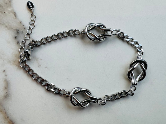 Armband knot love zilver