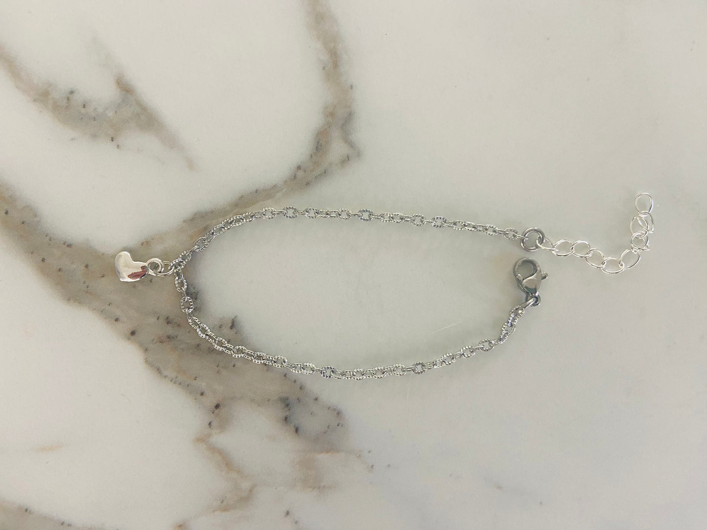 Armband zilver fijn met hartje sandy