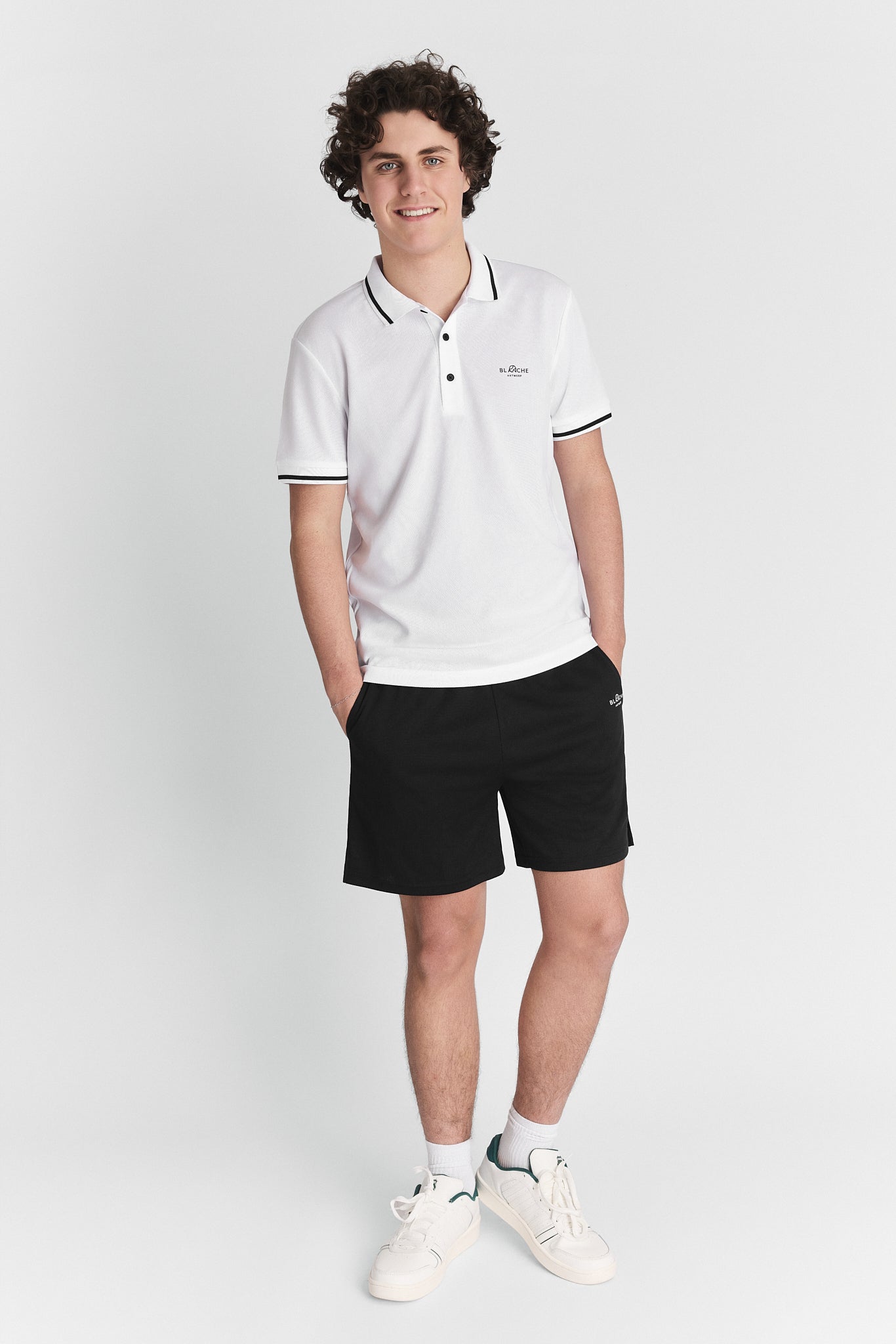 Short zwart
